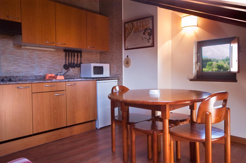 Apartamentos El Cueto De Los Collado Villanueva de Pria 외부 사진